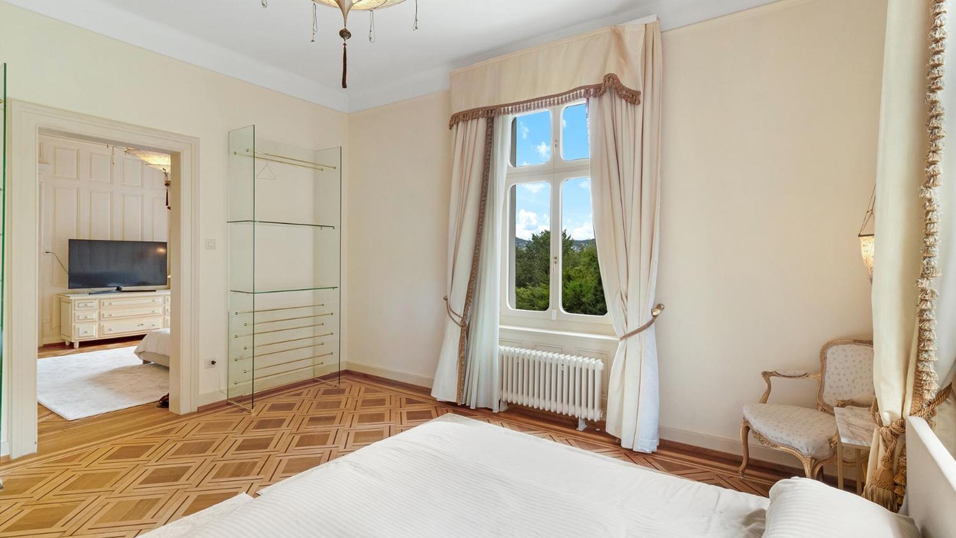 Entire Zurich Villa, Your Private Luxury Escape With In House Staff Kültér fotó