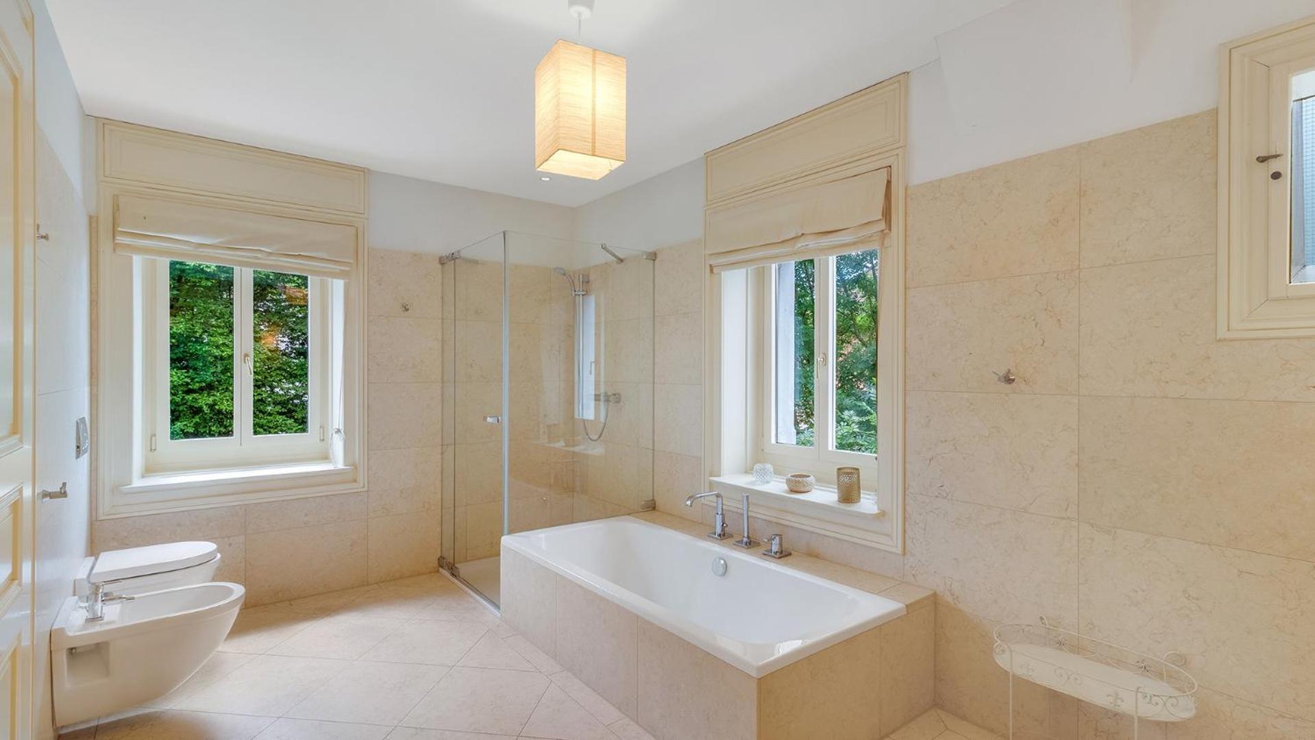 Entire Zurich Villa, Your Private Luxury Escape With In House Staff Kültér fotó